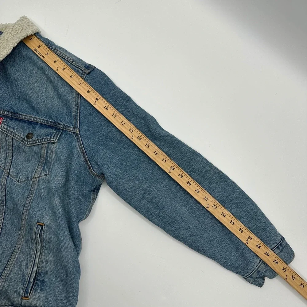 Levis Mens XL Sherpa Lined Denim Trucker Jacket Medium Wash Blue 16365-0044 READ - Picture 5 of 13